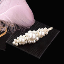 Load image into Gallery viewer, Pearl Hairgrips