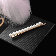 Load image into Gallery viewer, Pearl Hairgrips